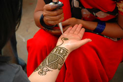 Wycieczka do Indii:  Zdobienie henną, Dźajpur
