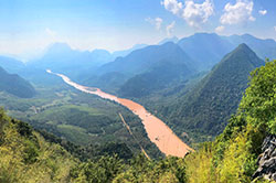 Wycieczka do Laosu: krajobrazy Nong Khiaw to kwintesencja krajobrazu Laosu