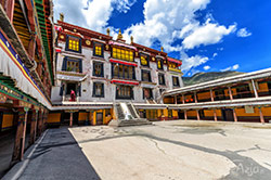 Klasztor Drepung, Lhasa